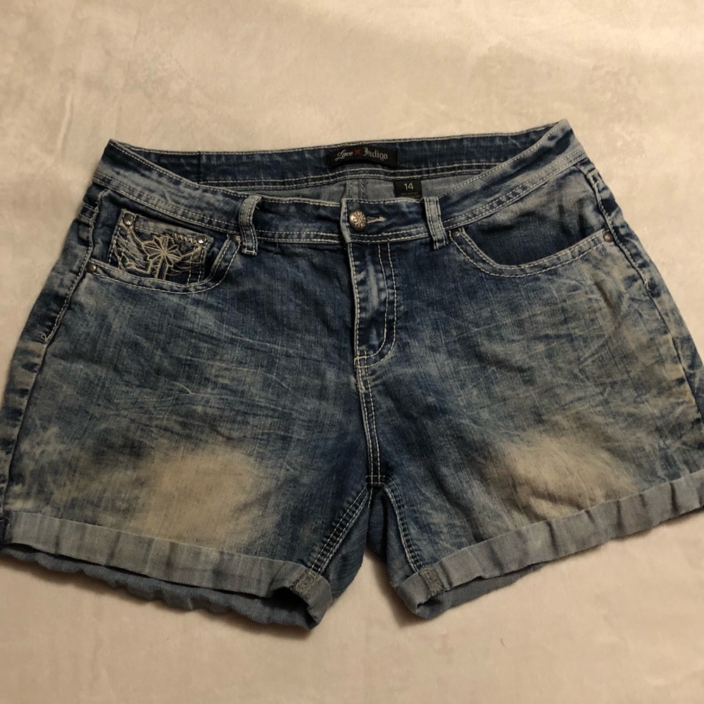 Love Indigo Jean Shorts Size 14